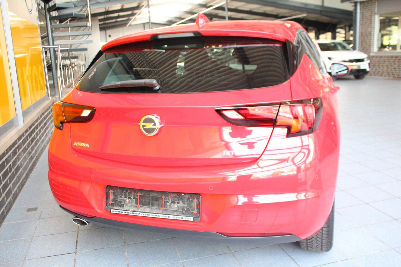 Opel Astra K Lim. Innovation Navi Voll-LED Kamera - Sedan araba: fotoğraf 4 Opel Astra K Lim. Innovation Navi Voll-LED Kamera - Sedan araba: fotoğraf 4