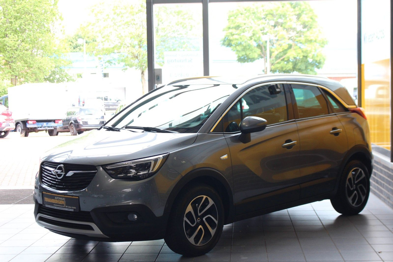 Opel Crossland (X) 1,2 Ultimate Pano Navi Kamera LED - Sedan araba: fotoğraf 4 Opel Crossland (X) 1,2 Ultimate Pano Navi Kamera LED - Sedan araba: fotoğraf 4