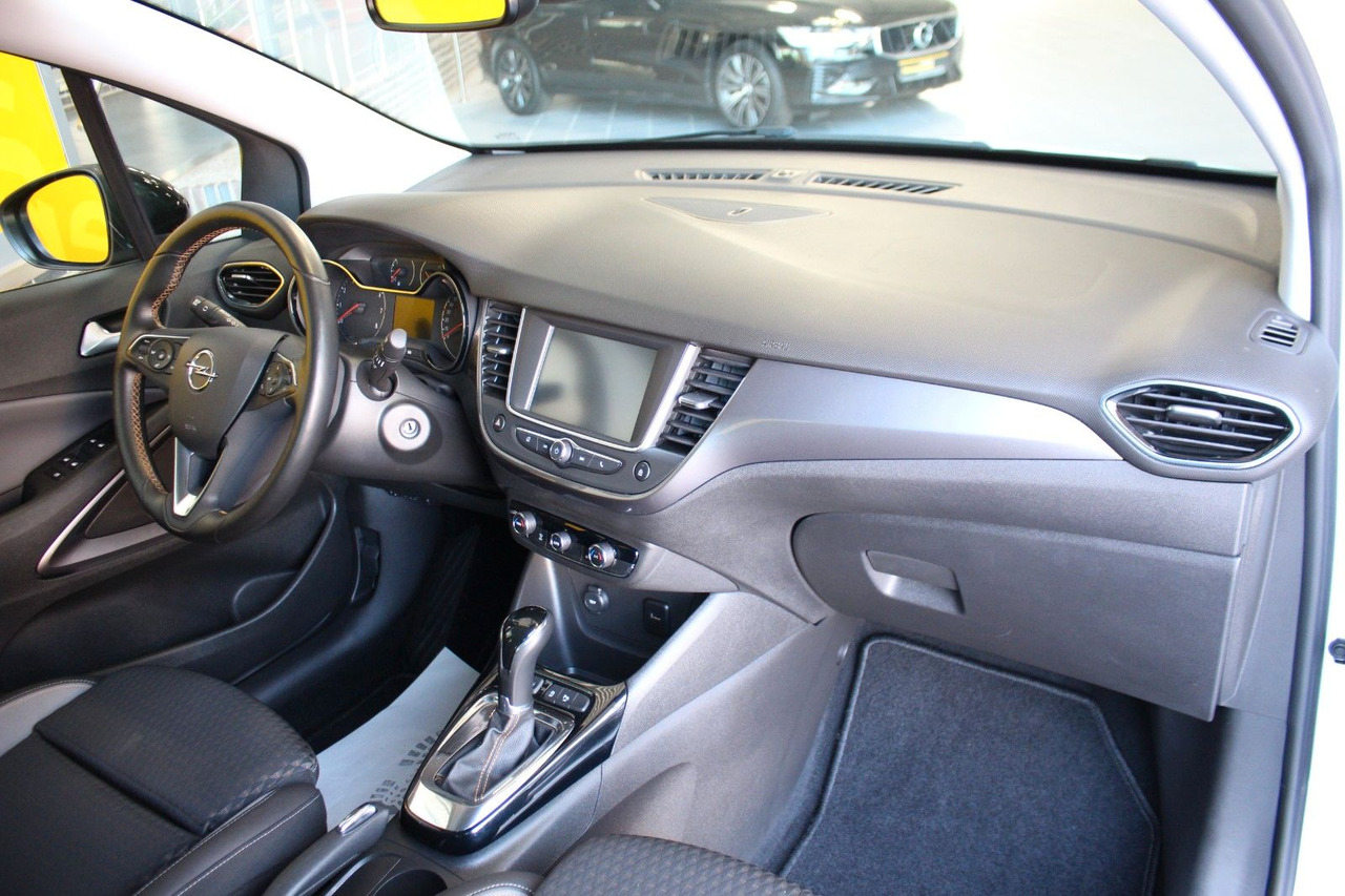 Opel Crossland (X) Innovation AT-6 Sitz- & Lenkradhzg - SUV: fotoğraf 5 Opel Crossland (X) Innovation AT-6 Sitz- & Lenkradhzg - SUV: fotoğraf 5