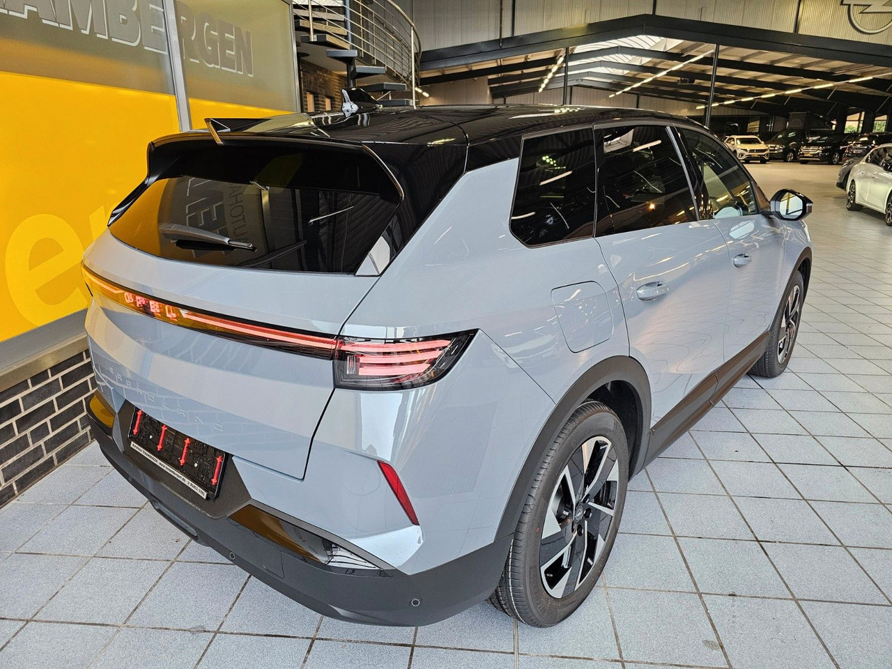 Opel Grandland 1.2 48V Mild-Hybrid 360°Kamera ACC AHK - SUV: fotoğraf 4 Opel Grandland 1.2 48V Mild-Hybrid 360°Kamera ACC AHK - SUV: fotoğraf 4