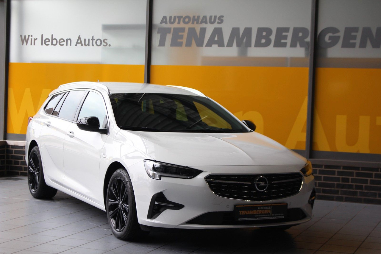 Opel Insignia B ST 4x4 Leder Massage Bose Matrix AHK - Station wagon: fotoğraf 2 Opel Insignia B ST 4x4 Leder Massage Bose Matrix AHK - Station wagon: fotoğraf 2