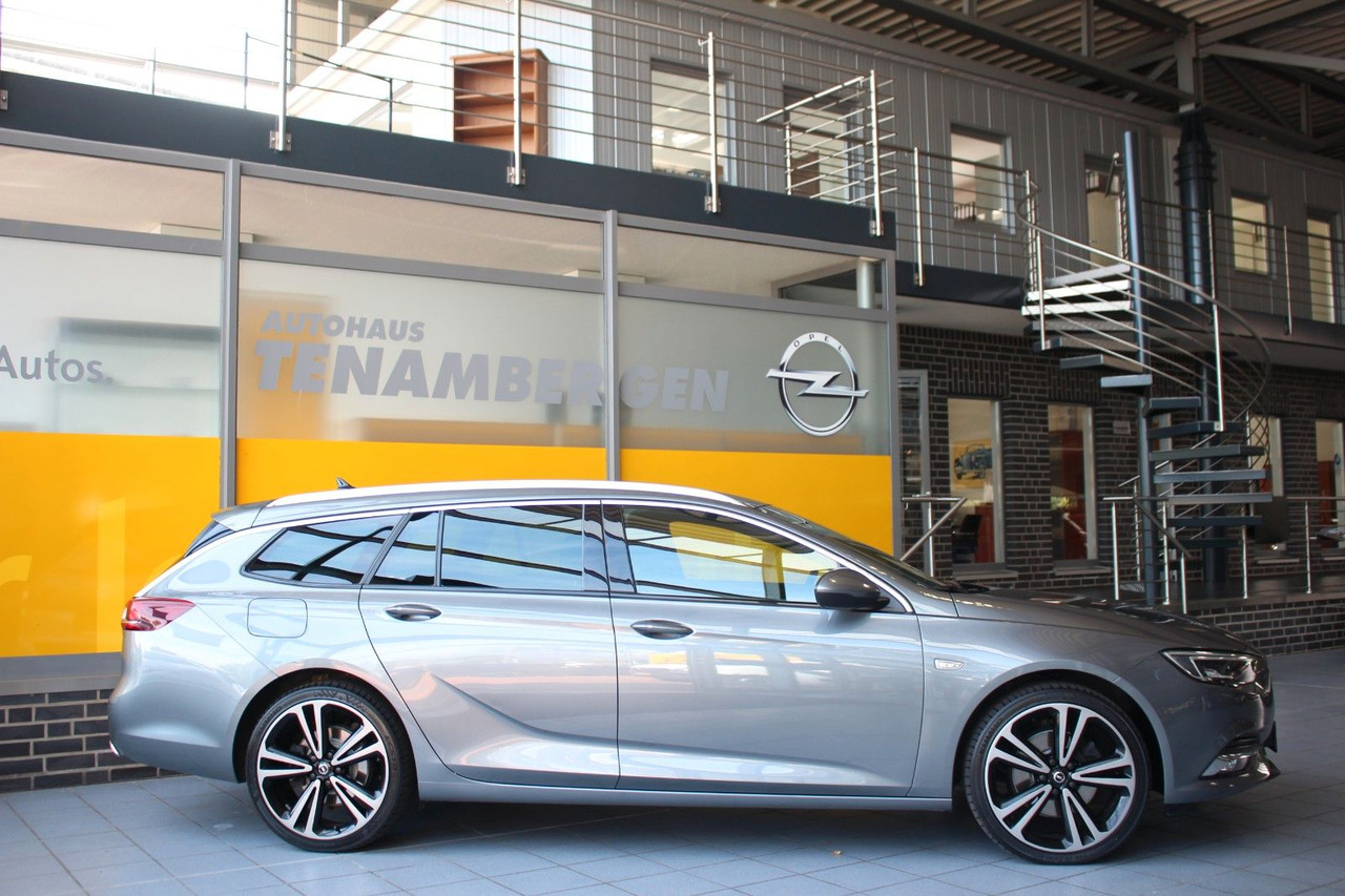 Opel Insignia B Sports Tourer Ultimate 4x4 OPC AHK - Binek araba: fotoğraf 3 Opel Insignia B Sports Tourer Ultimate 4x4 OPC AHK - Binek araba: fotoğraf 3