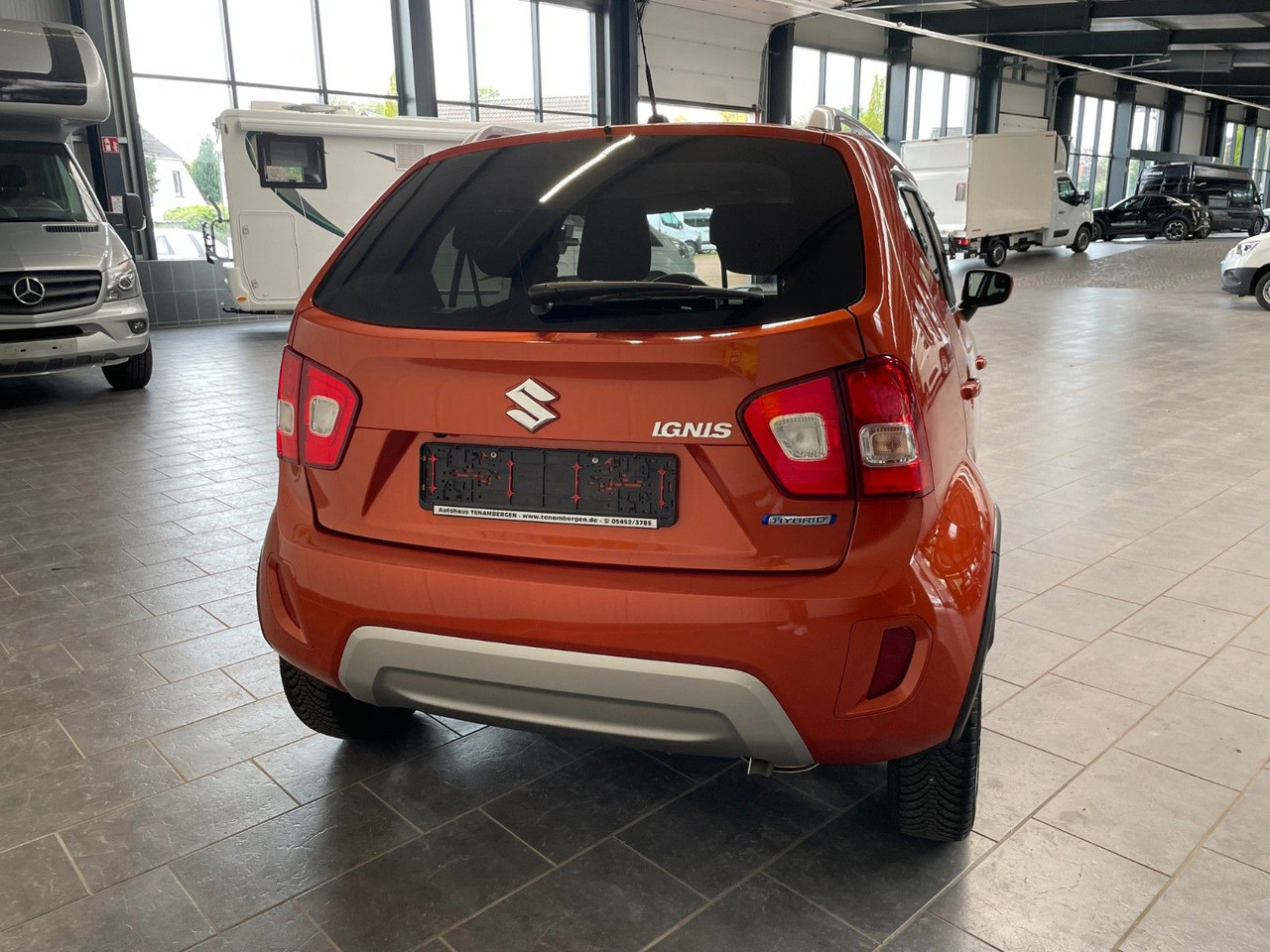 Suzuki Ignis 1.2 Comfort /Hybrid/Automatik/DAB/Navi - Binek araba: fotoğraf 4 Suzuki Ignis 1.2 Comfort /Hybrid/Automatik/DAB/Navi - Binek araba: fotoğraf 4