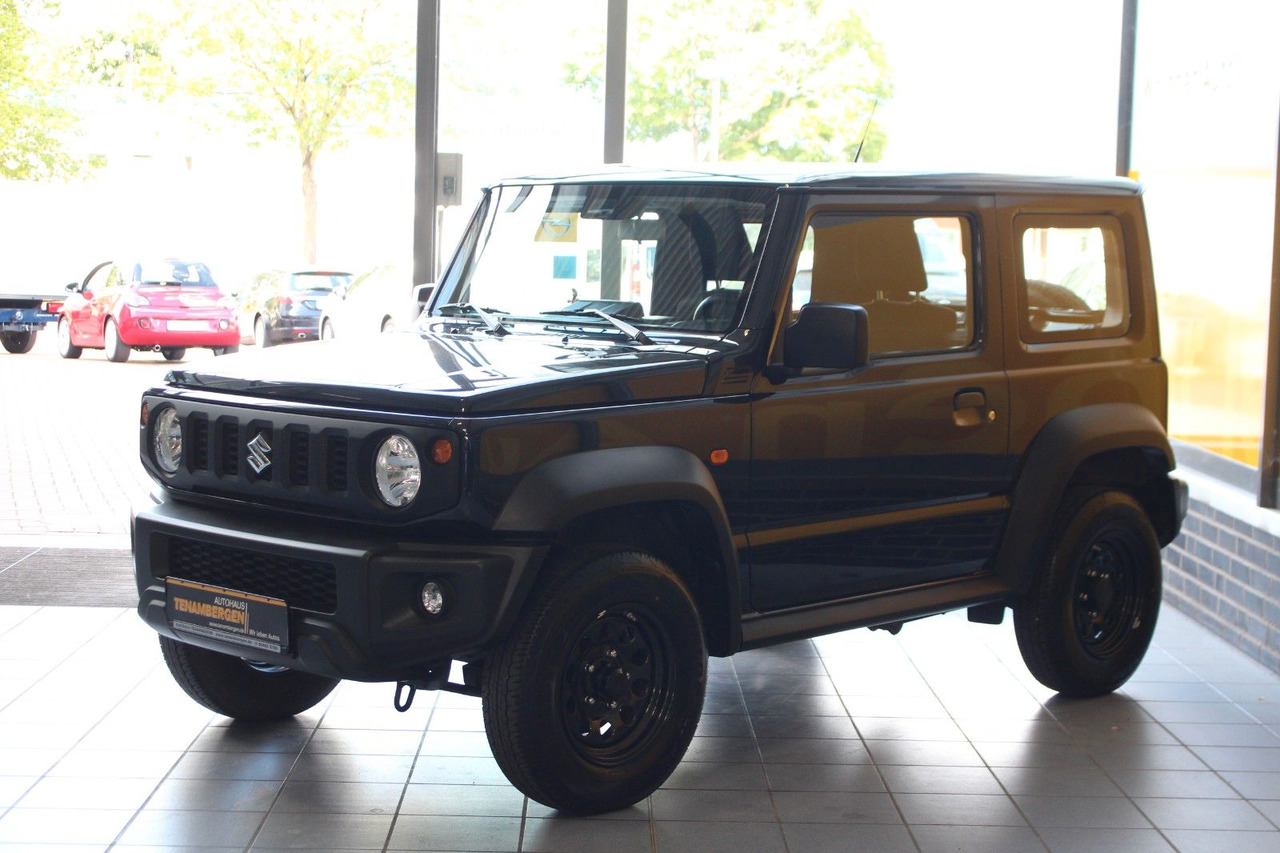 Suzuki Jimny zuschaltbarer Allradantrieb Allgrip - SUV: fotoğraf 4 Suzuki Jimny zuschaltbarer Allradantrieb Allgrip - SUV: fotoğraf 4