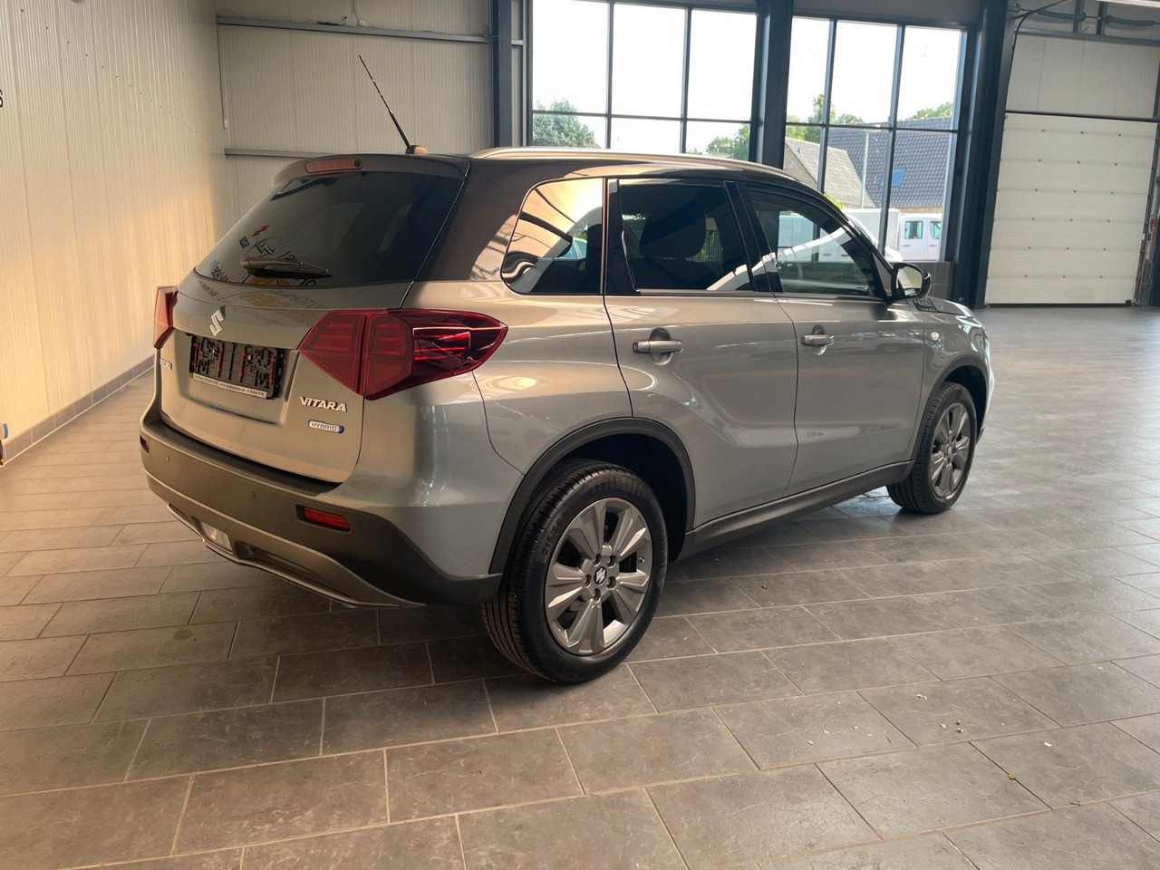 Suzuki Vitara 1.4 BOOSTERJET Hybrid Comfort Allgrip - SUV: fotoğraf 4 Suzuki Vitara 1.4 BOOSTERJET Hybrid Comfort Allgrip - SUV: fotoğraf 4
