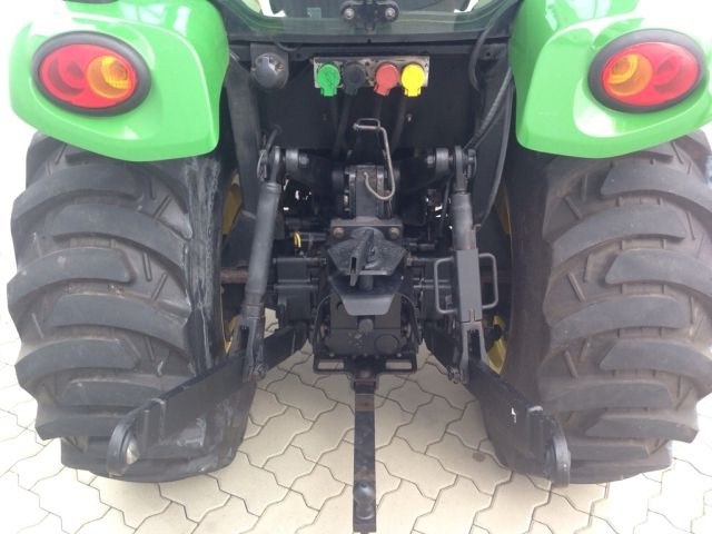 JOHN DEERE 3720 - Traktör: fotoğraf 3 JOHN DEERE 3720 - Traktör: fotoğraf 3