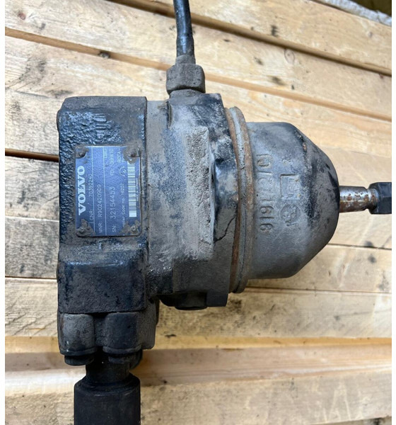 Volvo B12 - Hidrolik motor: fotoğraf 2 Volvo B12 - Hidrolik motor: fotoğraf 2