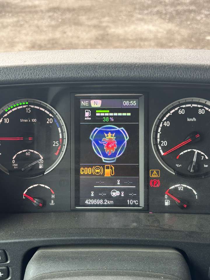 Çekici SCANIA R410: fotoğraf 6 Çekici SCANIA R410: fotoğraf 6