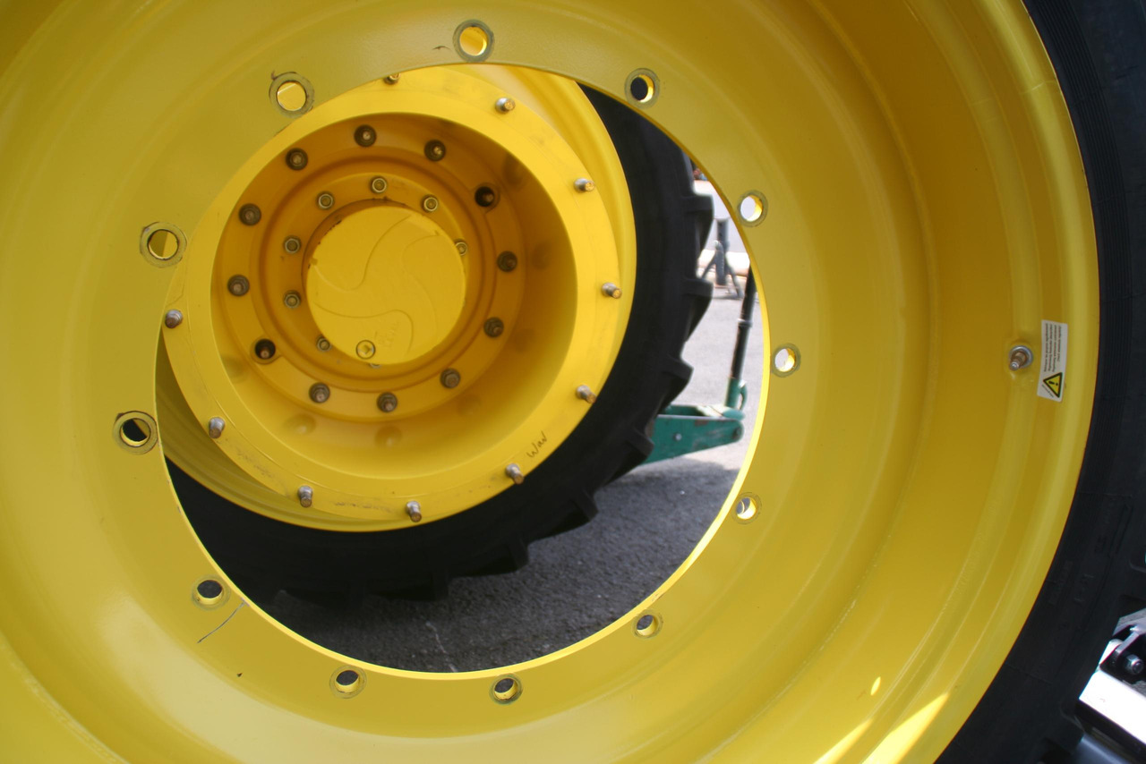 Vari-Quick track-adjustable agricultural rims - Jant - Tarım araçları: fotoğraf 4 Vari-Quick track-adjustable agricultural rims - Jant - Tarım araçları: fotoğraf 4