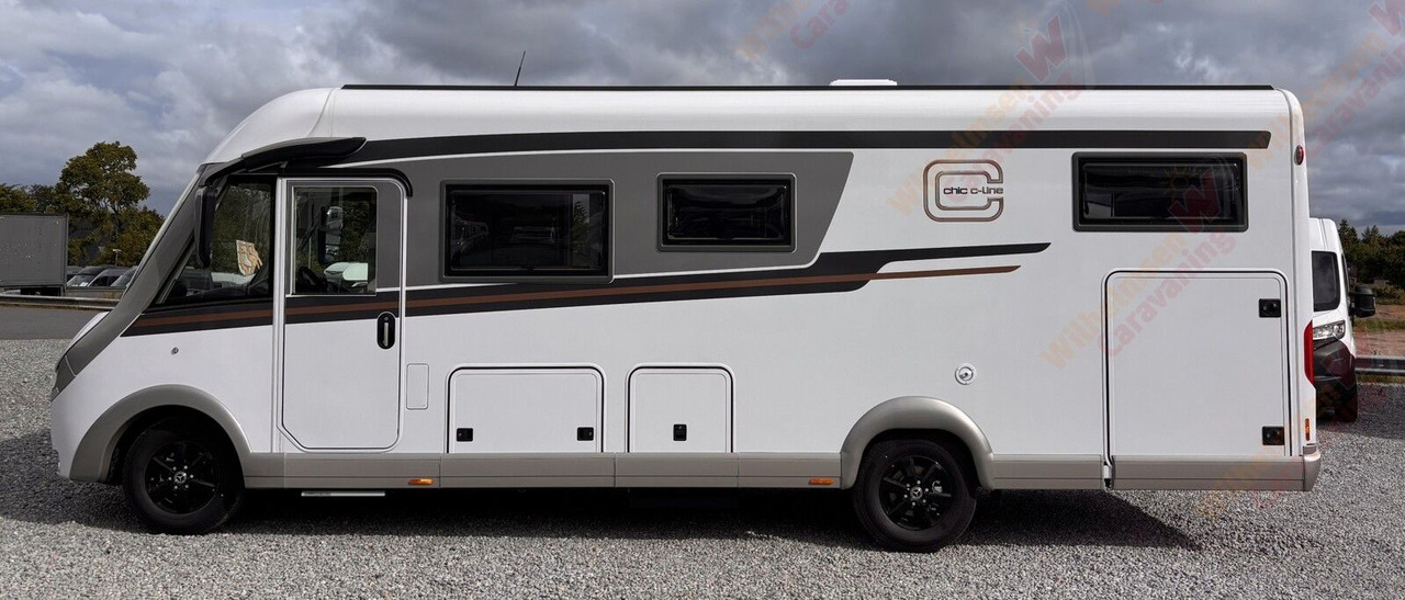Carthago chic c-line I 4.9 LE L Mercedes*ALDE*Super Paket - Entegre karavan: fotoğraf 4 Carthago chic c-line I 4.9 LE L Mercedes*ALDE*Super Paket - Entegre karavan: fotoğraf 4