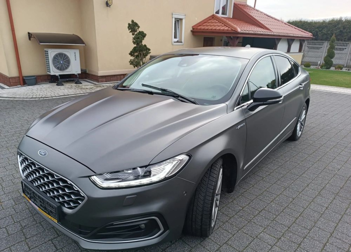 Ford Mondeo Ford 2.0 EcoBlue Vignale - Sedan araba: fotoğraf 5 Ford Mondeo Ford 2.0 EcoBlue Vignale - Sedan araba: fotoğraf 5