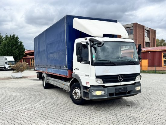 Mercedes-Benz Atego 1222 L Euro 4 - Tenteli kamyon: fotoğraf 1 Mercedes-Benz Atego 1222 L Euro 4 - Tenteli kamyon: fotoğraf 1