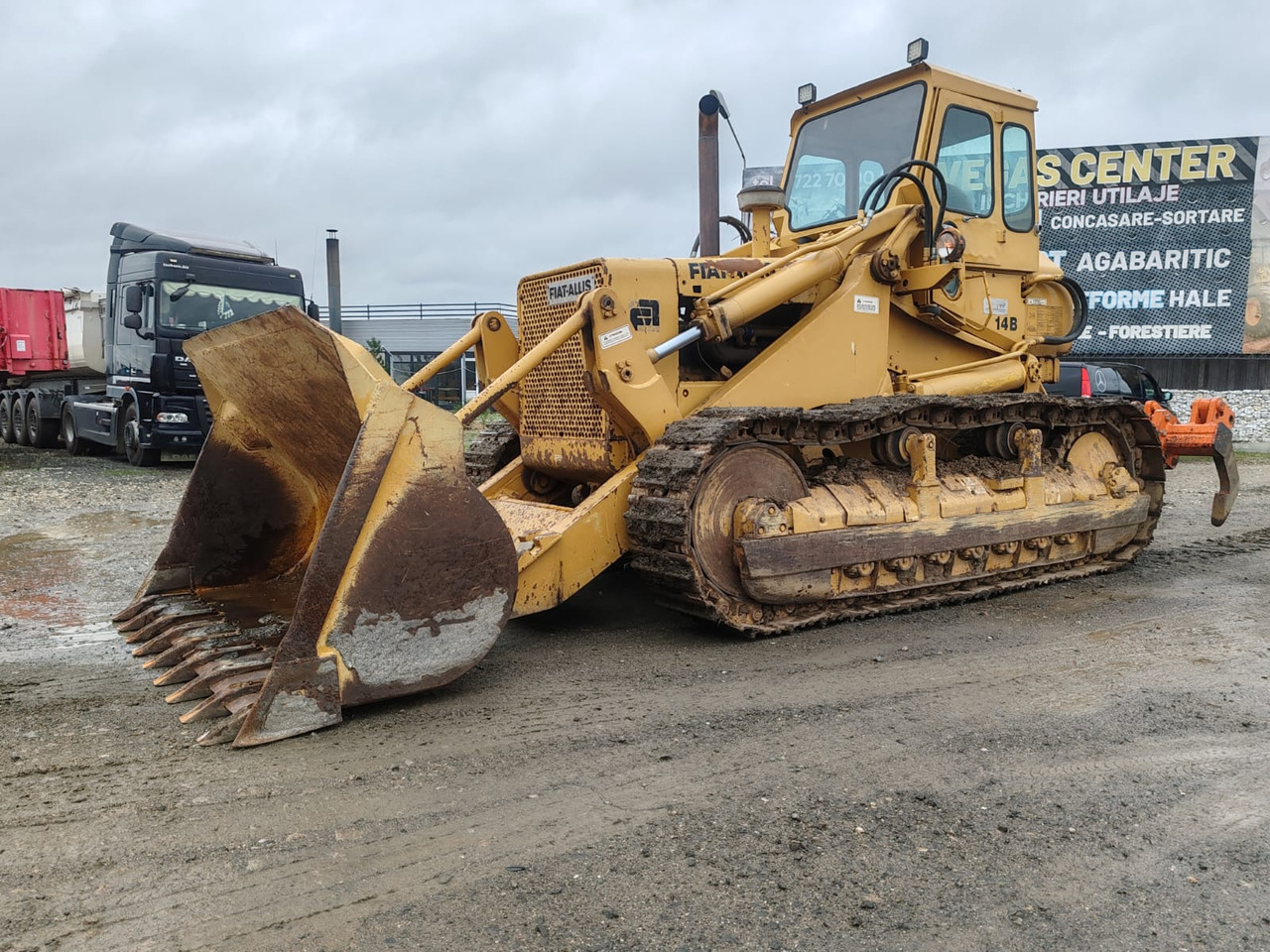 Fiat Allis FL14B - Paletli yükleyici: fotoğraf 1 Fiat Allis FL14B - Paletli yükleyici: fotoğraf 1
