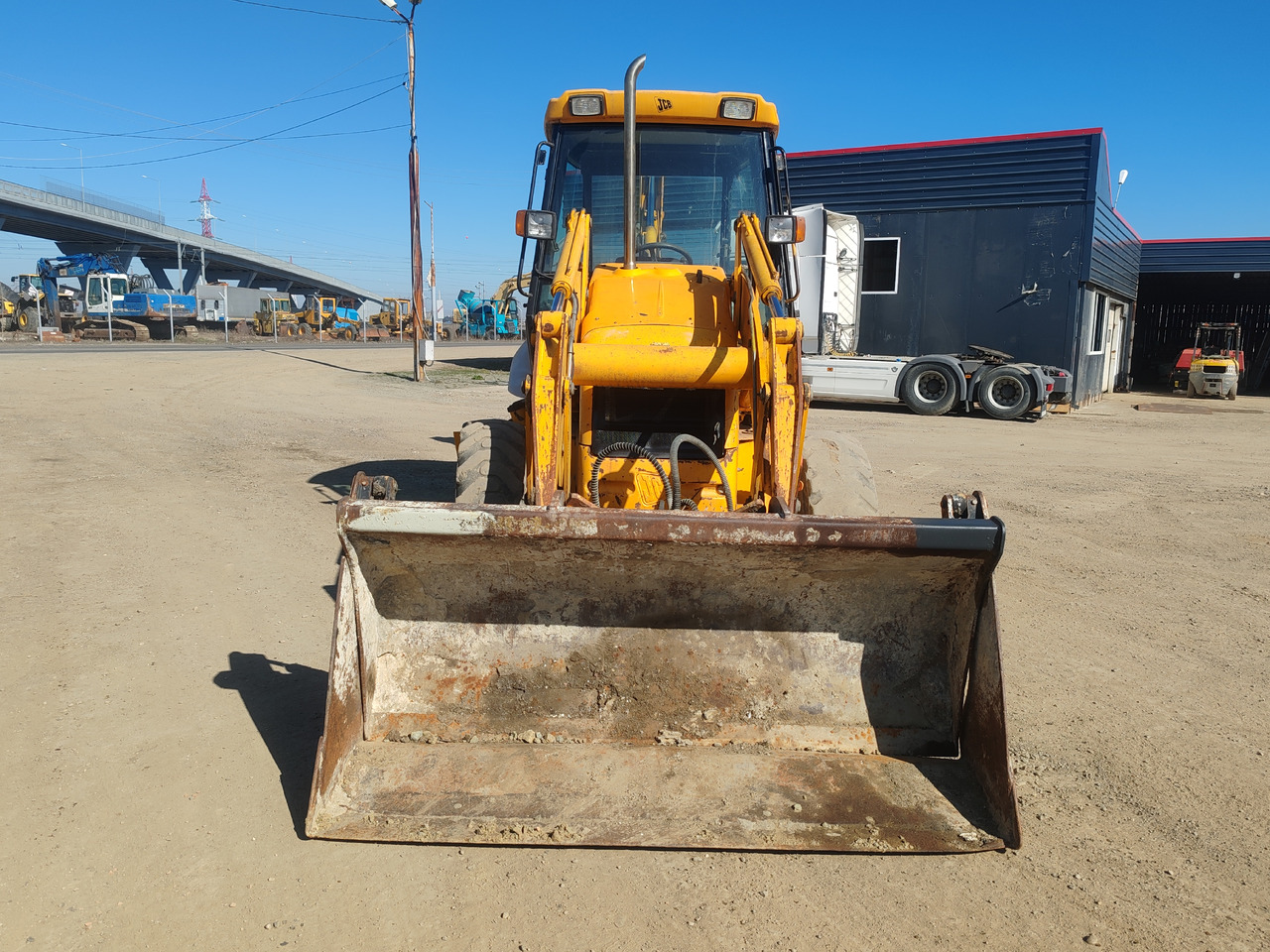JCB 2CX AS3E - Iş makinesi: fotoğraf 2 JCB 2CX AS3E - Iş makinesi: fotoğraf 2