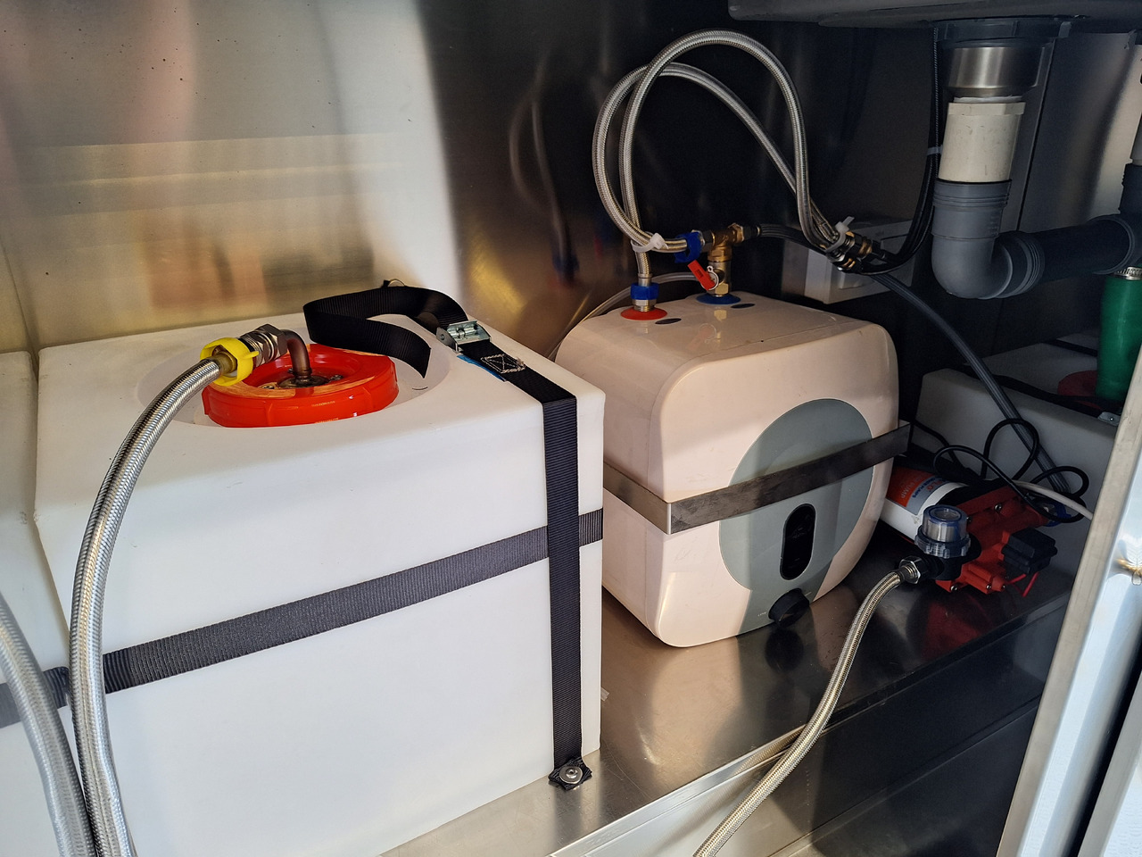 Deli Star EasyGo 280 - EU standards - Büfe karavan: fotoğraf 5 Deli Star EasyGo 280 - EU standards - Büfe karavan: fotoğraf 5