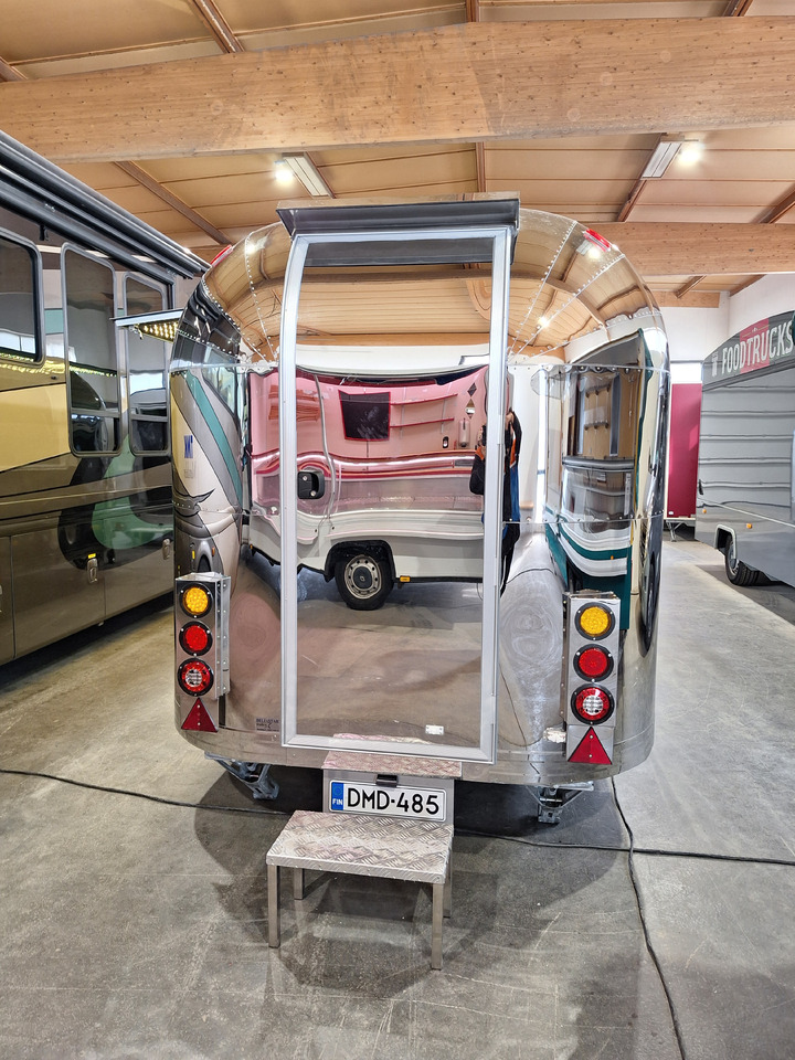 Deli Star Trailer American 6000 - EU Standards - Büfe karavan: fotoğraf 5 Deli Star Trailer American 6000 - EU Standards - Büfe karavan: fotoğraf 5