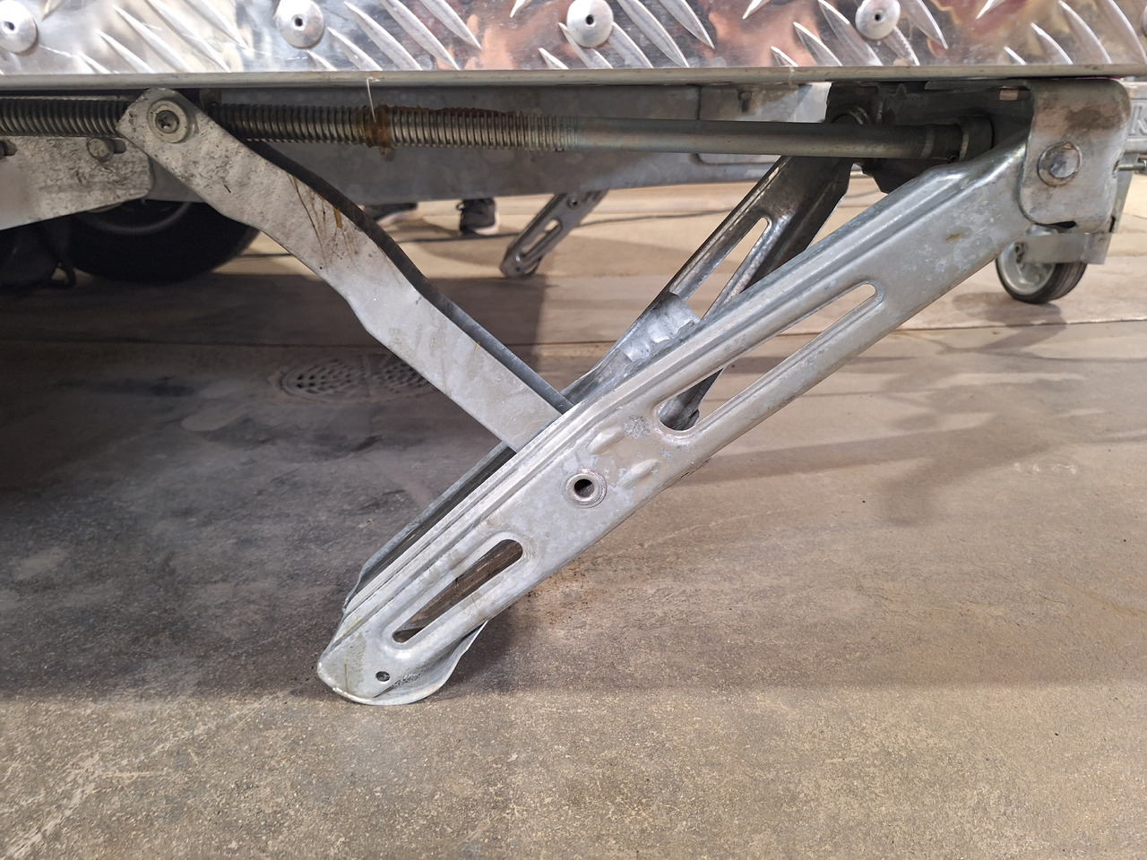 Deli Star Trailer Deli Meat 4000 - EU Standards finansal kiralama Deli Star Trailer Deli Meat 4000 - EU Standards: fotoğraf 8