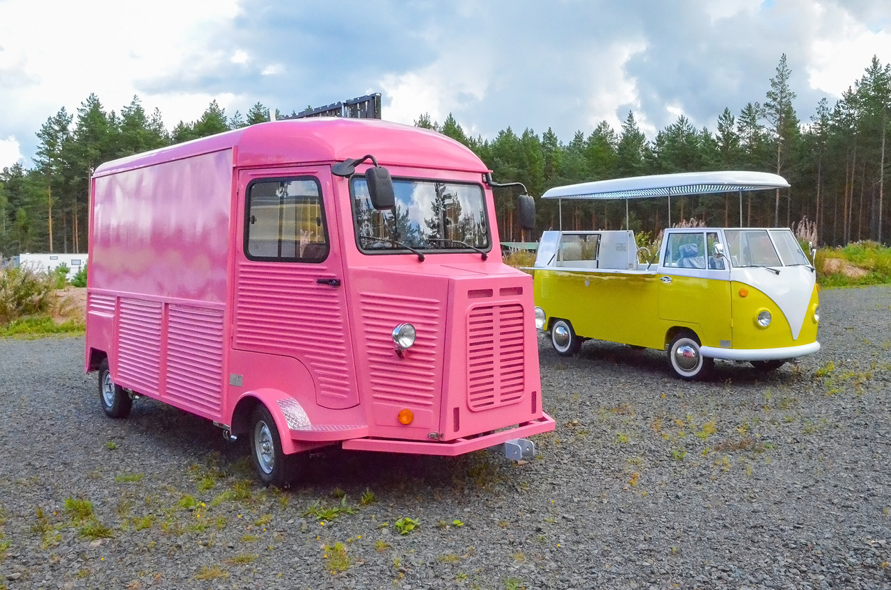 Deli Star Trailer Retro Frenchie HR 5020 Electric - EU standards - Büfe karavan: fotoğraf 1 Deli Star Trailer Retro Frenchie HR 5020 Electric - EU standards - Büfe karavan: fotoğraf 1