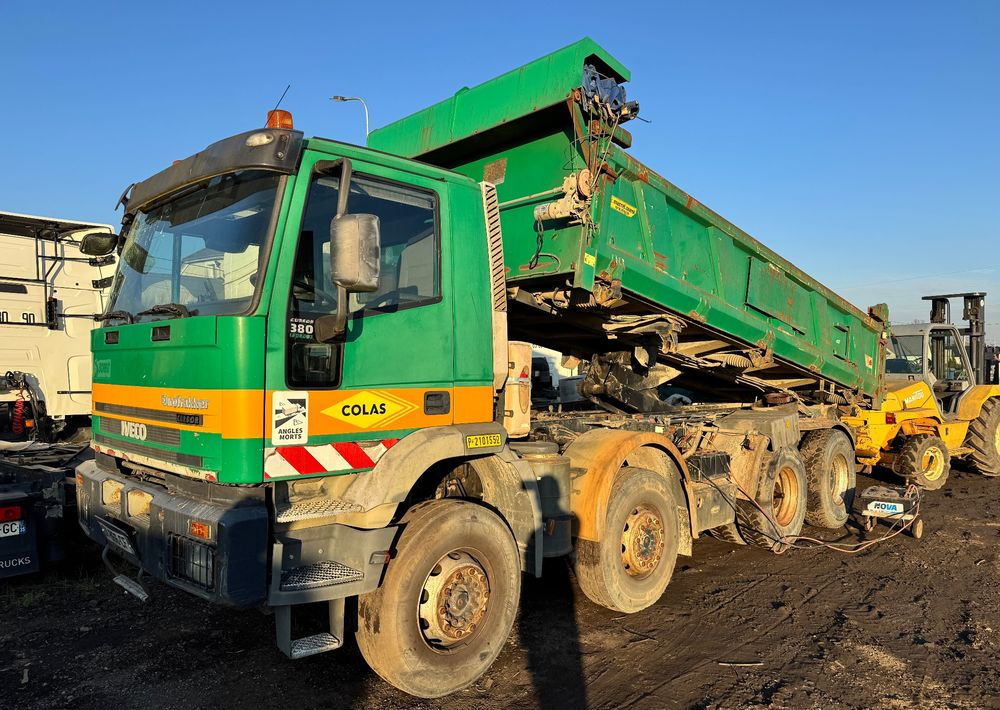 Iveco EuroTrakker - Damperli kamyon: fotoğraf 1 Iveco EuroTrakker - Damperli kamyon: fotoğraf 1