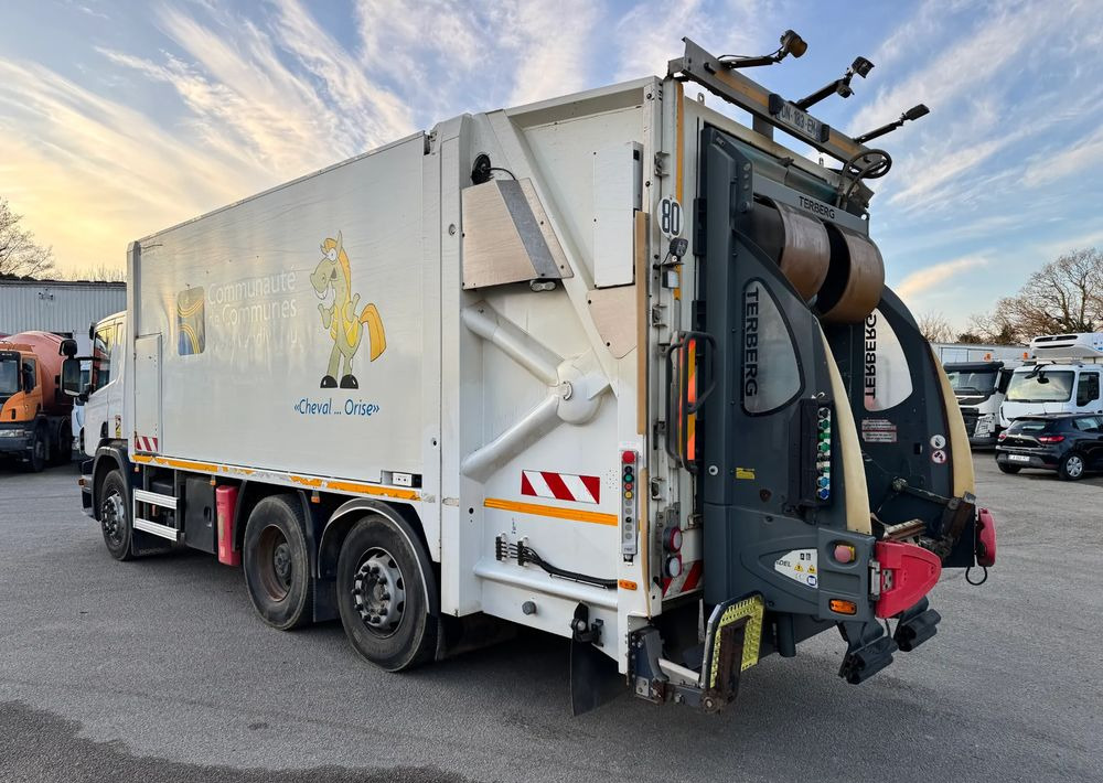 Scania P360 - Çöp kamyonu: fotoğraf 3 Scania P360 - Çöp kamyonu: fotoğraf 3