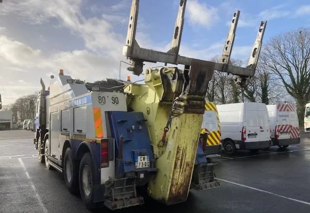 Volvo FL10 - Çekici kamyonu: fotoğraf 3 Volvo FL10 - Çekici kamyonu: fotoğraf 3