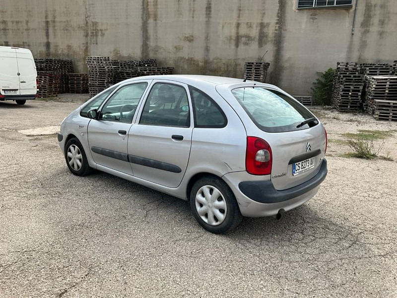 Citroën Xsara - İş makinaları: fotoğraf 4 Citroën Xsara - İş makinaları: fotoğraf 4