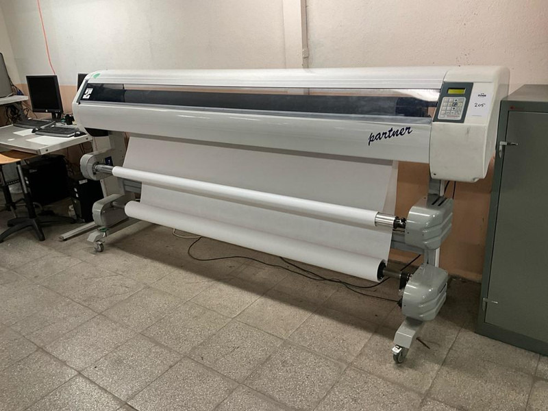 Investronica Sistemas Partner - İş makinaları: fotoğraf 2 Investronica Sistemas Partner - İş makinaları: fotoğraf 2