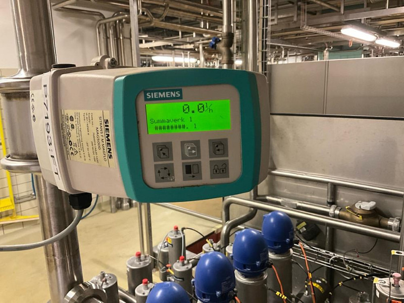 SIMENS Sitrans Fm Mag 1100 Food - Gıda makinesi: fotoğraf 2 SIMENS Sitrans Fm Mag 1100 Food - Gıda makinesi: fotoğraf 2