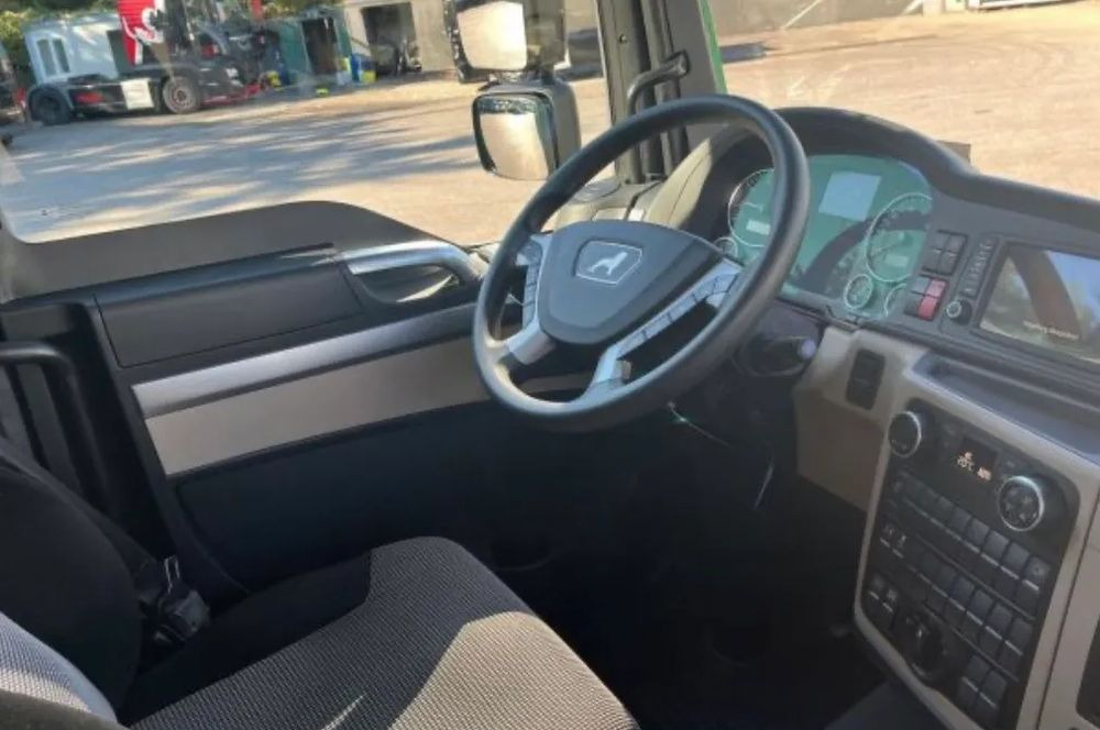 MAN TGM 15.250 - Kapalı kasa kamyon: fotoğraf 5 MAN TGM 15.250 - Kapalı kasa kamyon: fotoğraf 5