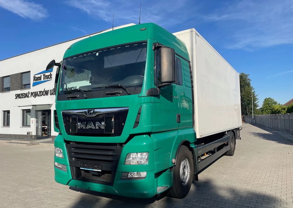 MAN TGX 18.420/ KONTENER 7,2m - Kapalı kasa kamyon: fotoğraf 1 MAN TGX 18.420/ KONTENER 7,2m - Kapalı kasa kamyon: fotoğraf 1