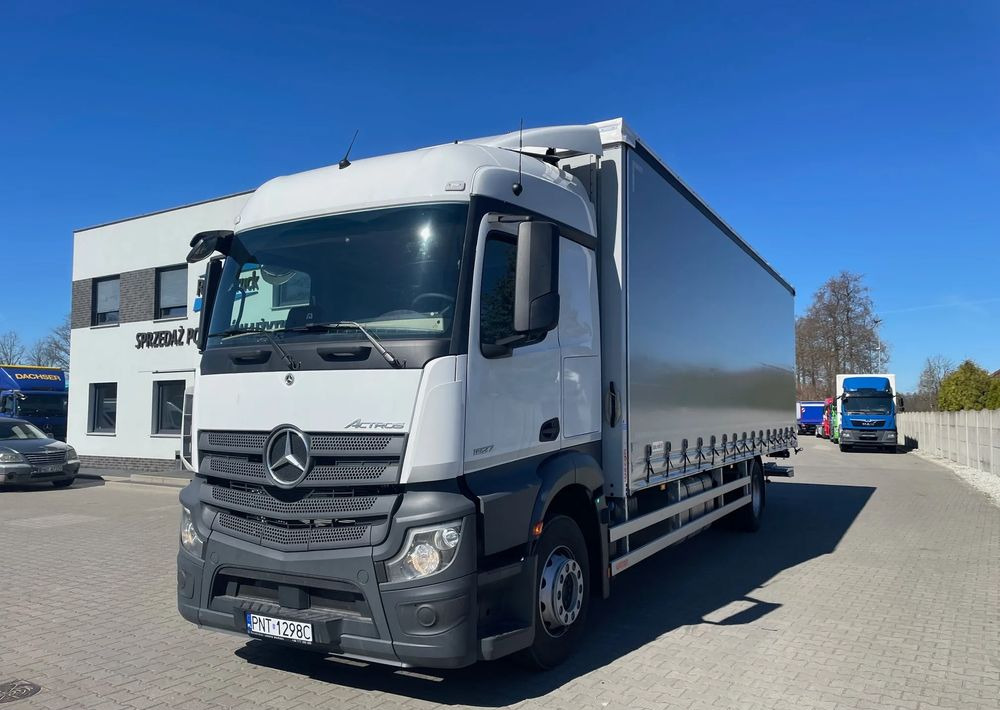 Mercedes-Benz ACTROS 1827, Firanka 9,5 m! - Tenteli kamyon: fotoğraf 1 Mercedes-Benz ACTROS 1827, Firanka 9,5 m! - Tenteli kamyon: fotoğraf 1