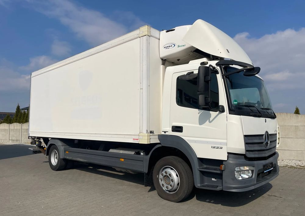 Mercedes-Benz ATEGO 1223/ CHŁODNIA/ 15 PALET - Refrijeratör kamyon: fotoğraf 4 Mercedes-Benz ATEGO 1223/ CHŁODNIA/ 15 PALET - Refrijeratör kamyon: fotoğraf 4