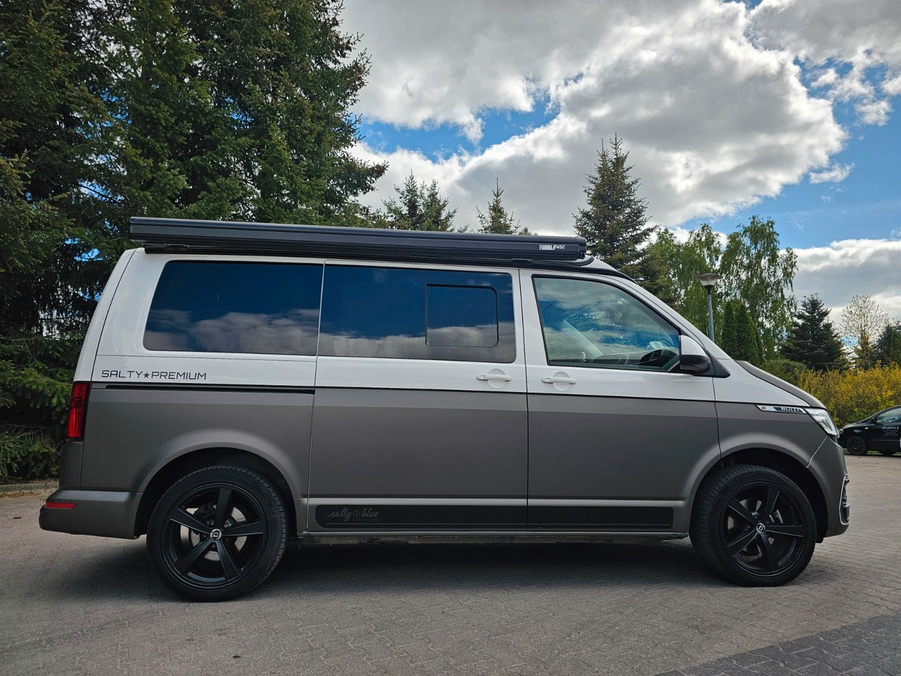 Volkswagen SALTY BLUE PREMIUM BULLI CALIFORNIA Fahrbereit! - Camper van: fotoğraf 4 Volkswagen SALTY BLUE PREMIUM BULLI CALIFORNIA Fahrbereit! - Camper van: fotoğraf 4