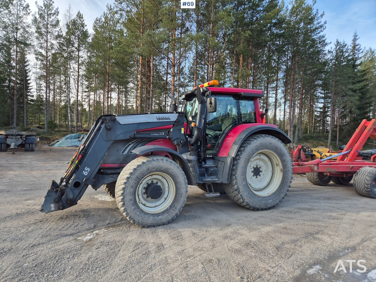 Valtra T182 - Traktör: fotoğraf 2 Valtra T182 - Traktör: fotoğraf 2