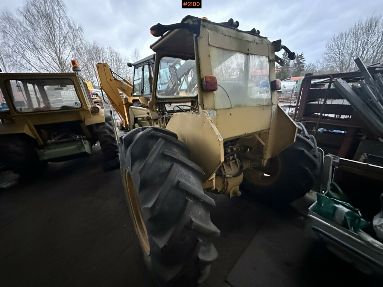 Tractor, 2 pcs Massey Ferguson 205 and 203 - Traktör: fotoğraf 5 Tractor, 2 pcs Massey Ferguson 205 and 203 - Traktör: fotoğraf 5