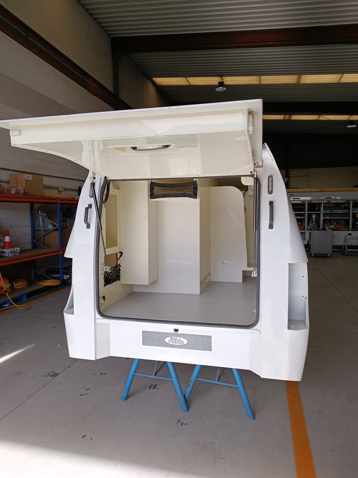 Ford Ranger Pick-up super cab - Kapalı kasa: fotoğraf 4 Ford Ranger Pick-up super cab - Kapalı kasa: fotoğraf 4