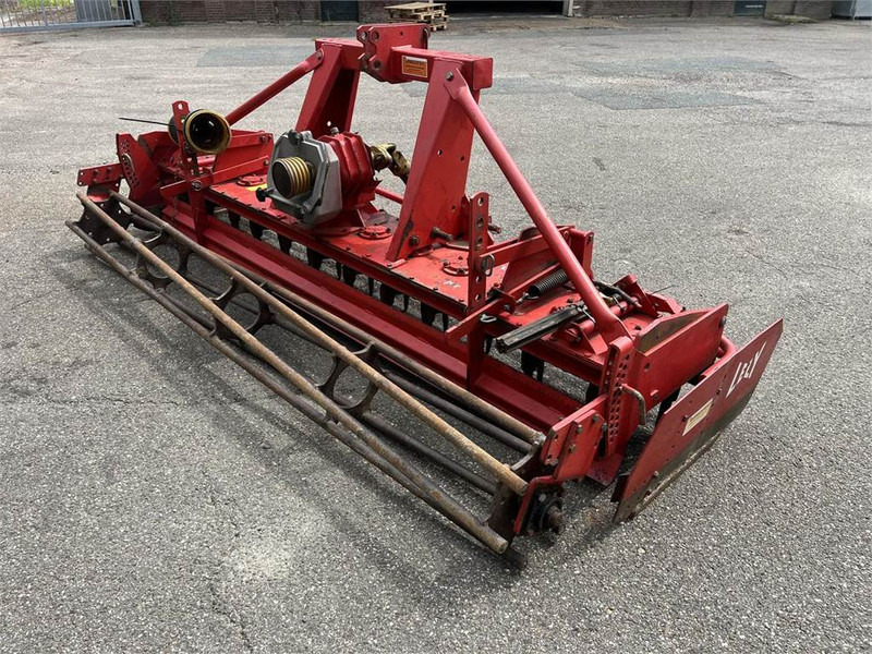 Lely 300-22 - Dik rotovatör: fotoğraf 4 Lely 300-22 - Dik rotovatör: fotoğraf 4