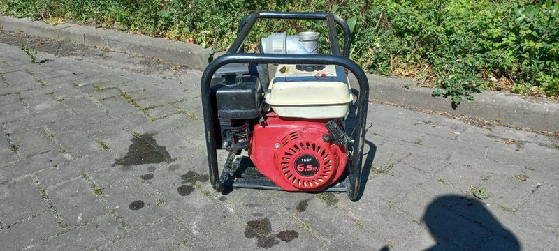Onbekend KRAFTWELLE WP-30 POMP - Tarla pülverizatör: fotoğraf 1 Onbekend KRAFTWELLE WP-30 POMP - Tarla pülverizatör: fotoğraf 1