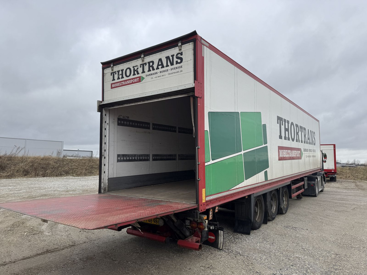 SCHMITZ Cargobull SCB*S3B - Kapalı karoser dorse: fotoğraf 4 SCHMITZ Cargobull SCB*S3B - Kapalı karoser dorse: fotoğraf 4