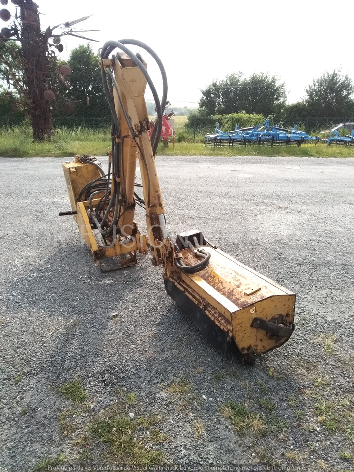 BOMFORD ELAGUEUSE GT 435 - Çalı parçalama makinesi: fotoğraf 3 BOMFORD ELAGUEUSE GT 435 - Çalı parçalama makinesi: fotoğraf 3