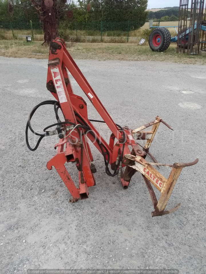 CALTEC SURELEVATEUR DE BOTTES 140 G - Silaj ekipmanları: fotoğraf 4 CALTEC SURELEVATEUR DE BOTTES 140 G - Silaj ekipmanları: fotoğraf 4