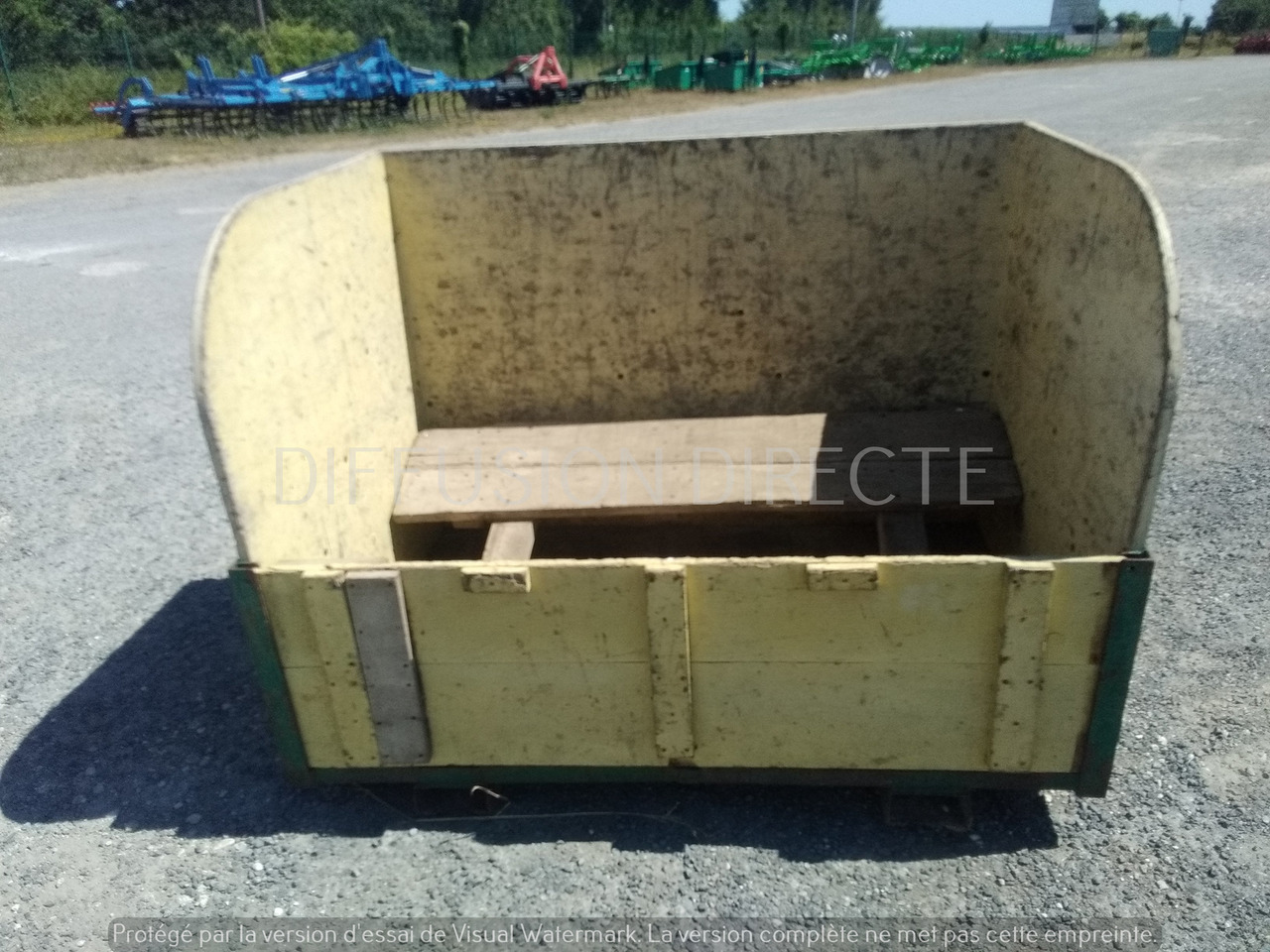 JOHN DEERE TRACTEUR 1120 - Traktör: fotoğraf 4 JOHN DEERE TRACTEUR 1120 - Traktör: fotoğraf 4