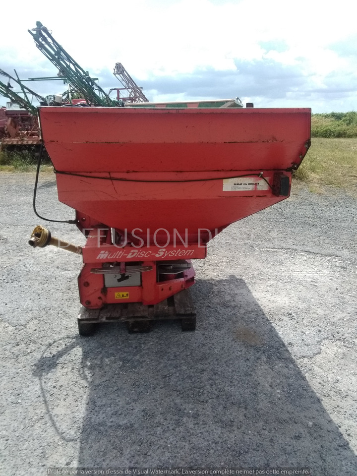 KUHN DISTRIBUTEUR D'ENGRAIS MDS 921 - Gübre serpme makinesi: fotoğraf 3 KUHN DISTRIBUTEUR D'ENGRAIS MDS 921 - Gübre serpme makinesi: fotoğraf 3