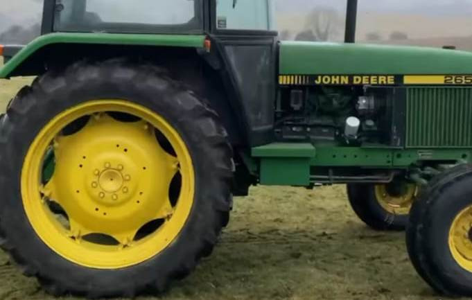 1988 John Deere 2650 2wd tractor - Traktör: fotoğraf 2 1988 John Deere 2650 2wd tractor - Traktör: fotoğraf 2