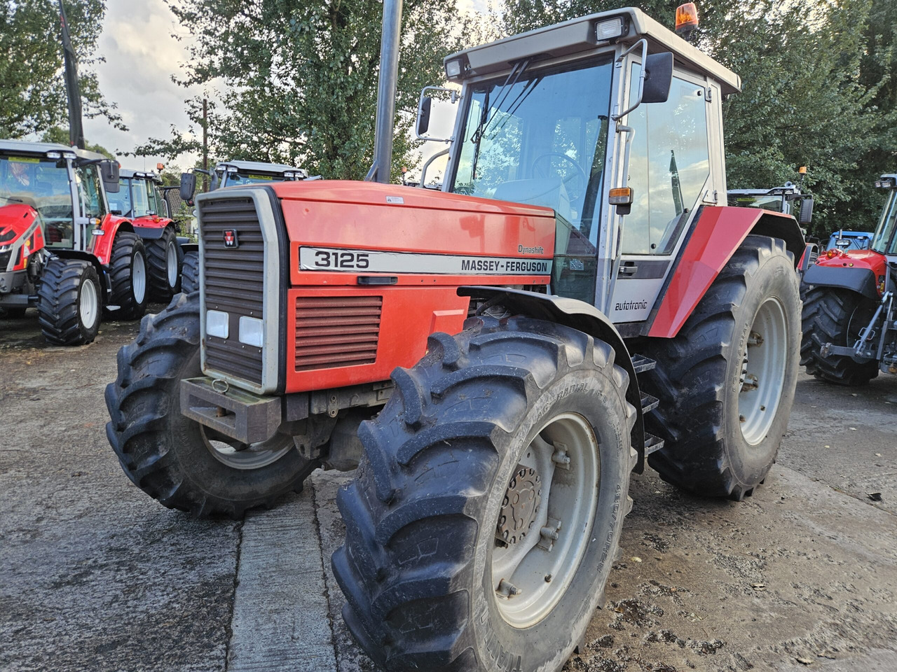 1993 MF 3125 Dynashift - Traktör: fotoğraf 2 1993 MF 3125 Dynashift - Traktör: fotoğraf 2