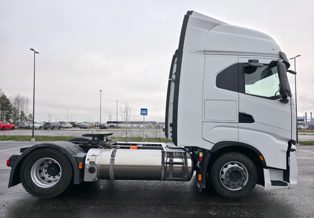 IvecoS-Way 460 4x2 LNG / LBG - Çekici: fotoğraf 5 IvecoS-Way 460 4x2 LNG / LBG - Çekici: fotoğraf 5