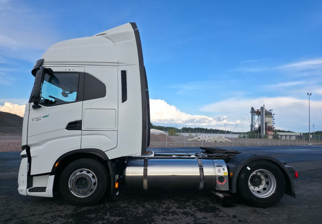 IvecoS-Way 460 4x2 LNG / LBG - Çekici: fotoğraf 2 IvecoS-Way 460 4x2 LNG / LBG - Çekici: fotoğraf 2