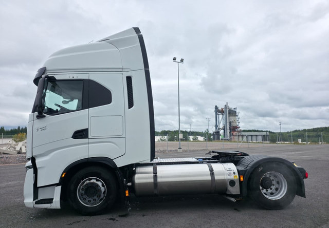 IvecoS-Way 460 4x2 LNG / LBG - Çekici: fotoğraf 2 IvecoS-Way 460 4x2 LNG / LBG - Çekici: fotoğraf 2