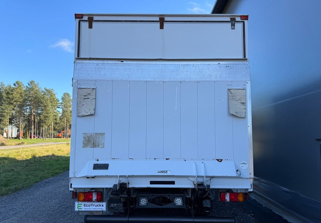 Mercedes-BenzAtego kaappi + perälauta - Kapalı kasa kamyon: fotoğraf 4 Mercedes-BenzAtego kaappi + perälauta - Kapalı kasa kamyon: fotoğraf 4