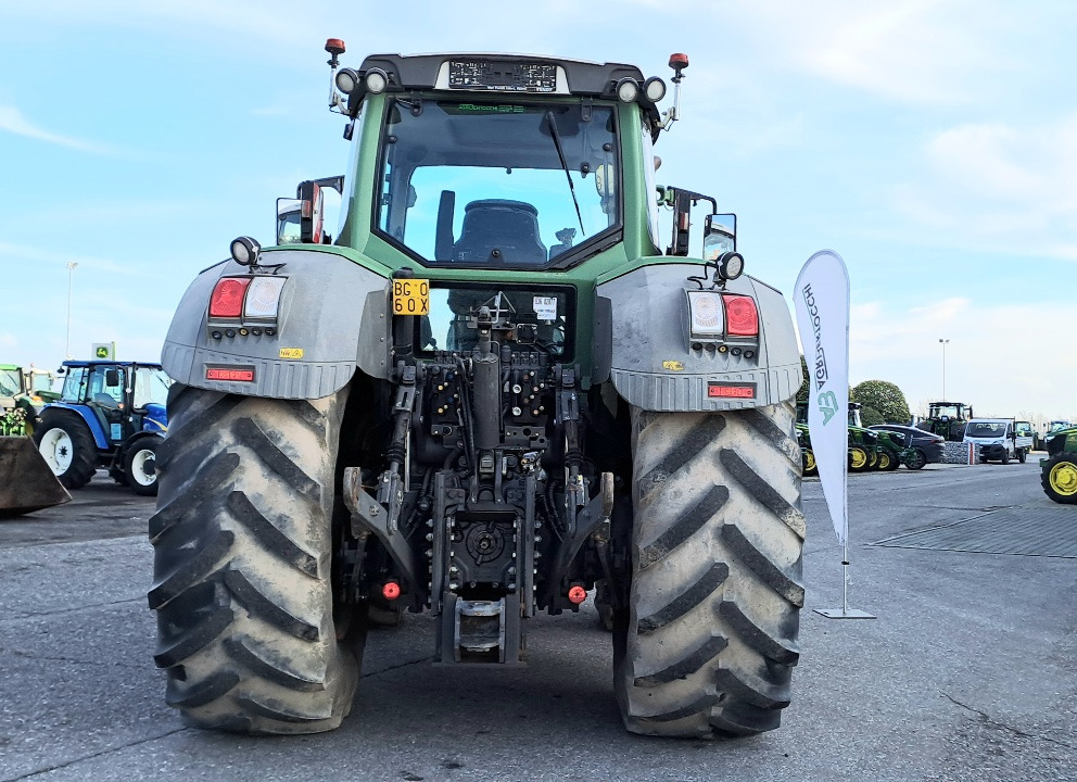 FENDT 828 VARIO PROFI - Traktör: fotoğraf 5 FENDT 828 VARIO PROFI - Traktör: fotoğraf 5